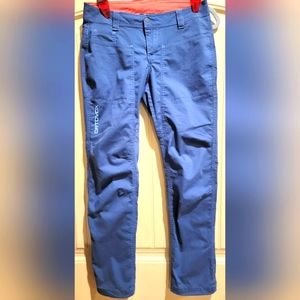 Lightweight hiking pants